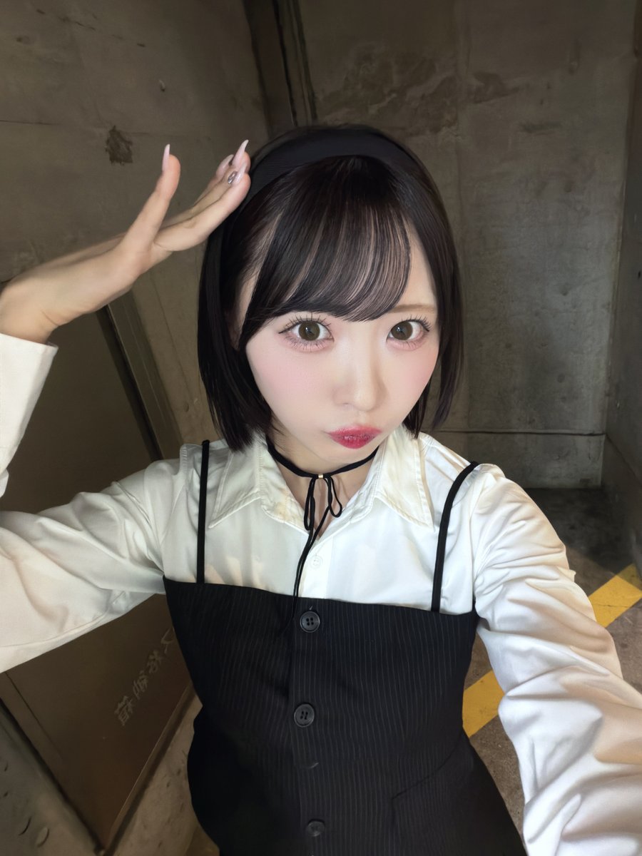 ske48_yuka's tweet photo. 一目惚れしたお洋服でみんなに会えて
とっても幸せだったよ🖤明日も会おうね🖤
#SKE48 #サンダルだぜ https://t.co/Wdlag6jHjT