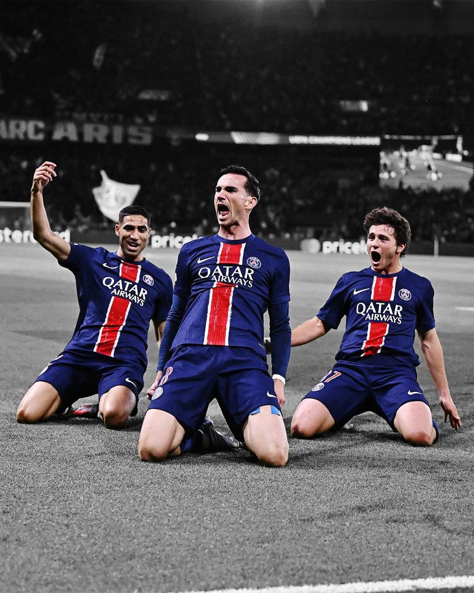 Media Parisien tweet media