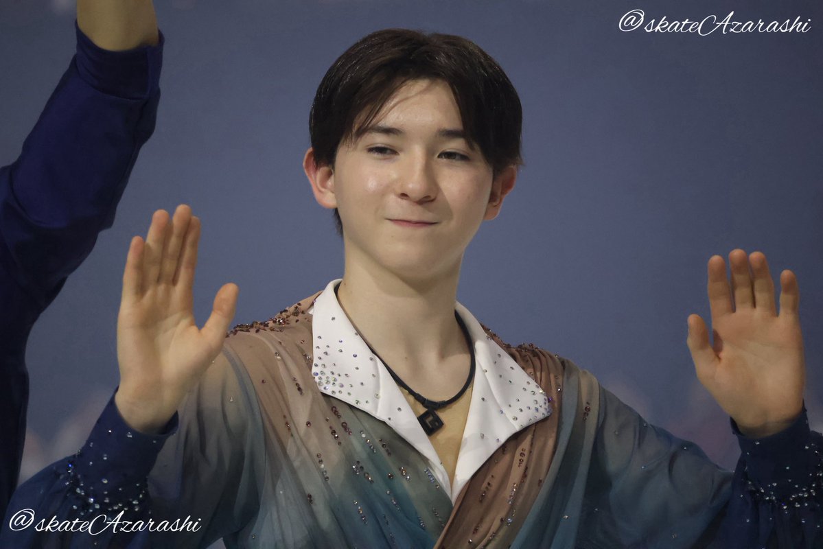 やまあざらし tweet media