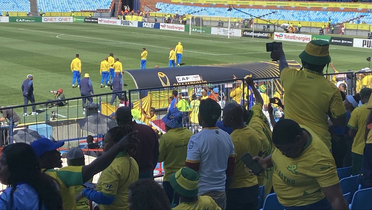tebogokhaas's tweet image. Re fa! #KBY #Sundowns