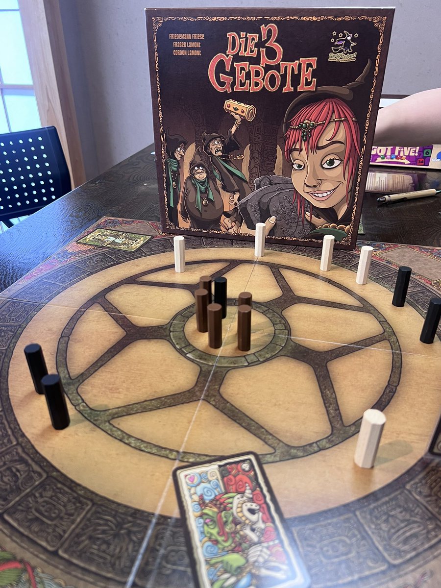 xxBomheyxx's tweet photo. 草加ボードゲームジャンボリーに遊びに行った！
色々買って色々遊べて色々食べれた！
大満足🥳 https://t.co/M0lVTqMiGs