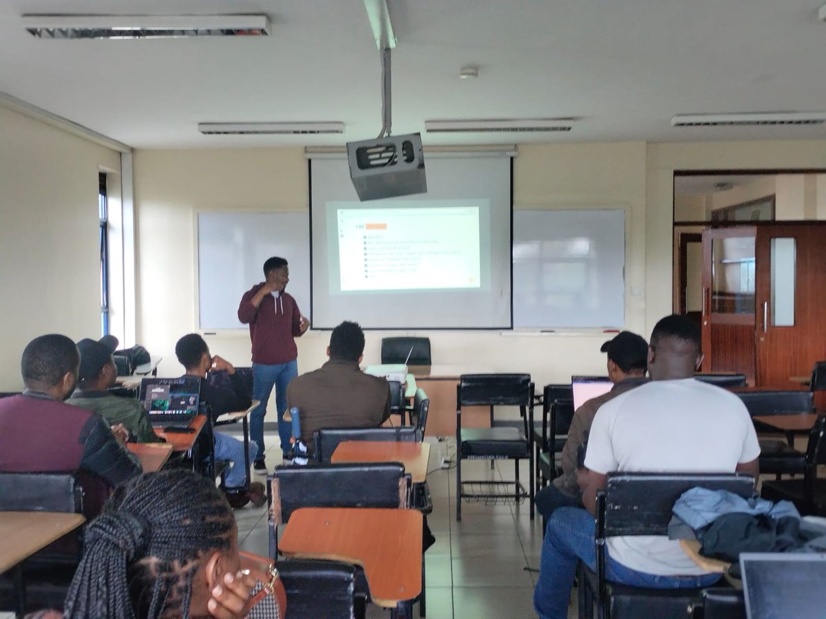 254androiddevs's tweet photo. 🔥 Session 1 done!

@_JeremyGitau just wrapped up a hands-on workshop on *Building MCP in Kotlin* 🚀

From servers → clients → tool-calling systems — solid deep dive into real implementations 💻

#Android254 #KotlinKenya #NairobiTech https://t.co/eqrhnAzOn8