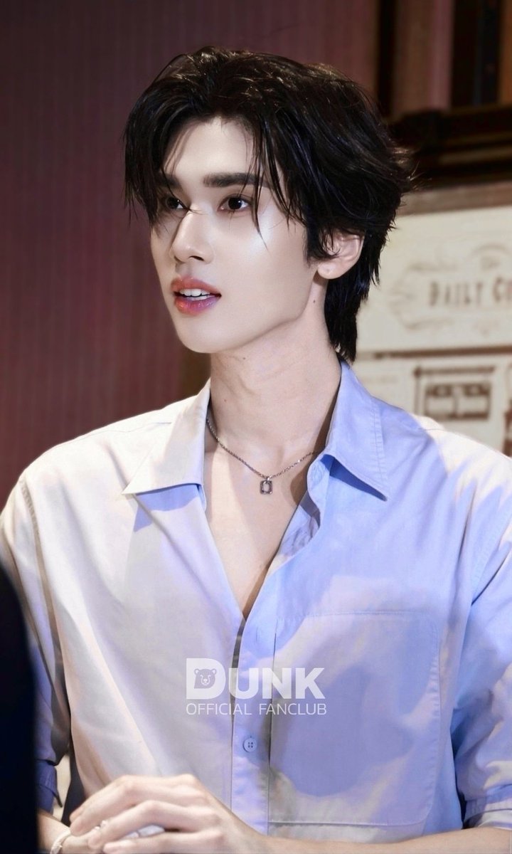 Natachai tuh Indah , Bening, Berkilau banget kaya Diamond. Sebisa mungkin C Word aku tahan T-T

THE BEST MOMENT WITH DUNK
#ITSSKINxDunkSweetMoments