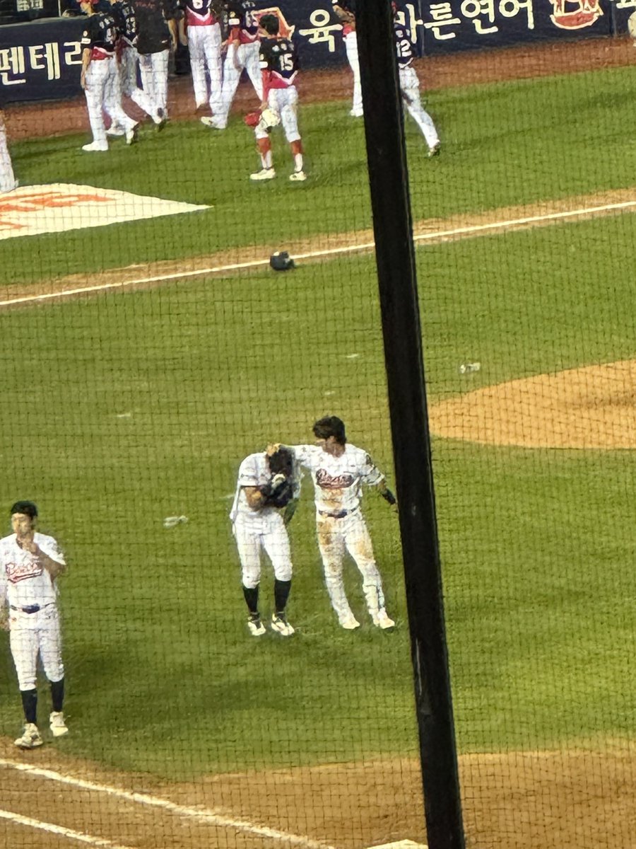 베산두어스 tweet media