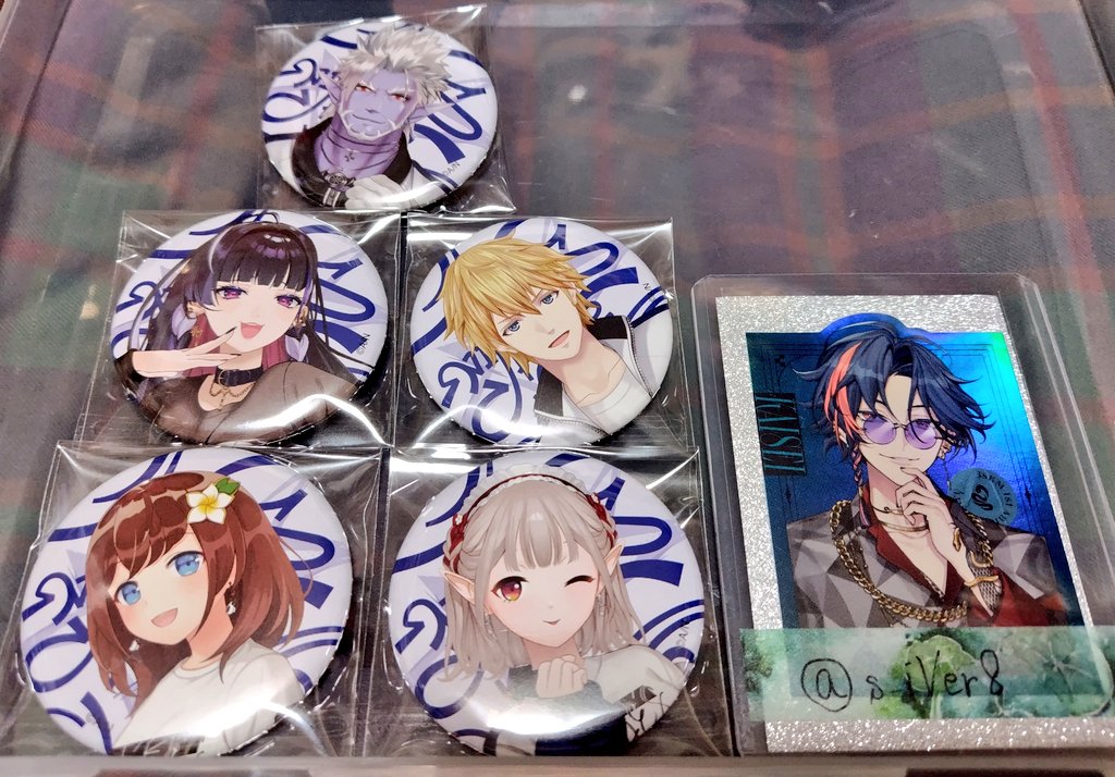 s_ilver8's tweet photo. 【交換】にじさんじフェス2026 にじフェス コレクションカード コレカ 

譲→画像1·2枚目
求→画像3枚目の方

郵送交換希望。もしくは にじフェス日曜現地手渡しも可。
お気軽にお声掛けください。 https://t.co/EWCmaoTxHR