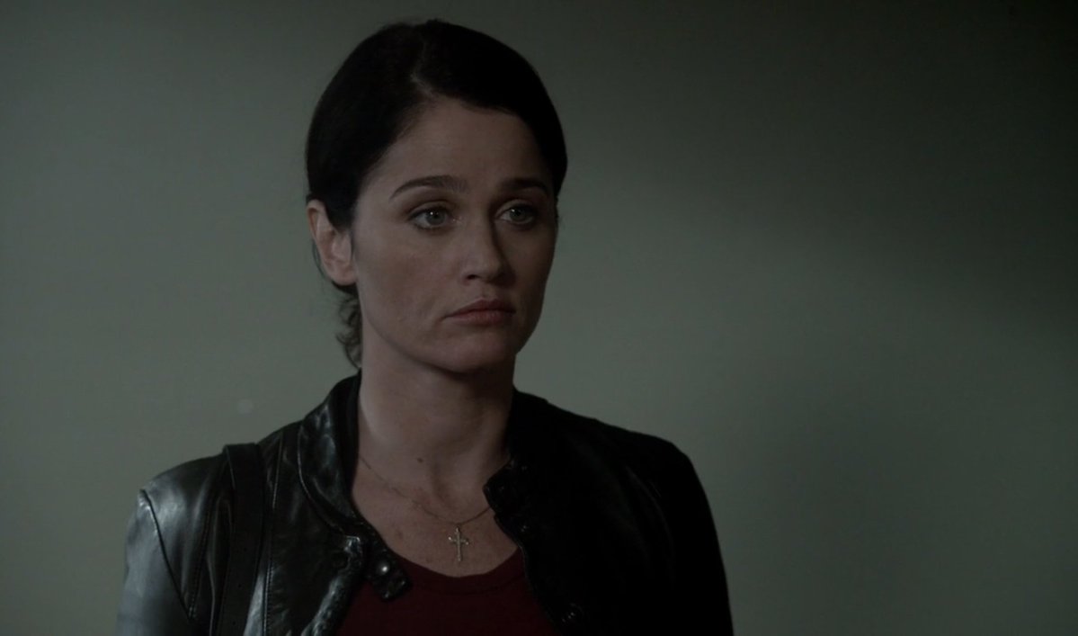 Not a single scared cell in their body they were ready to go DOWN with that man 😭