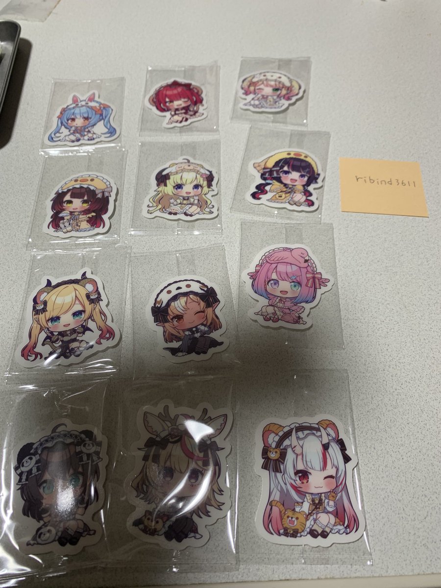 ribind3611's tweet photo. 【交換】 ホロライブ チョコクランチ ステッカー

求　🌲、🍙

譲　画像の品

まとめて交換頂ける方優先させて頂きます。
検索からお気軽にお声がけ下さい。 https://t.co/htXv9SV0gF