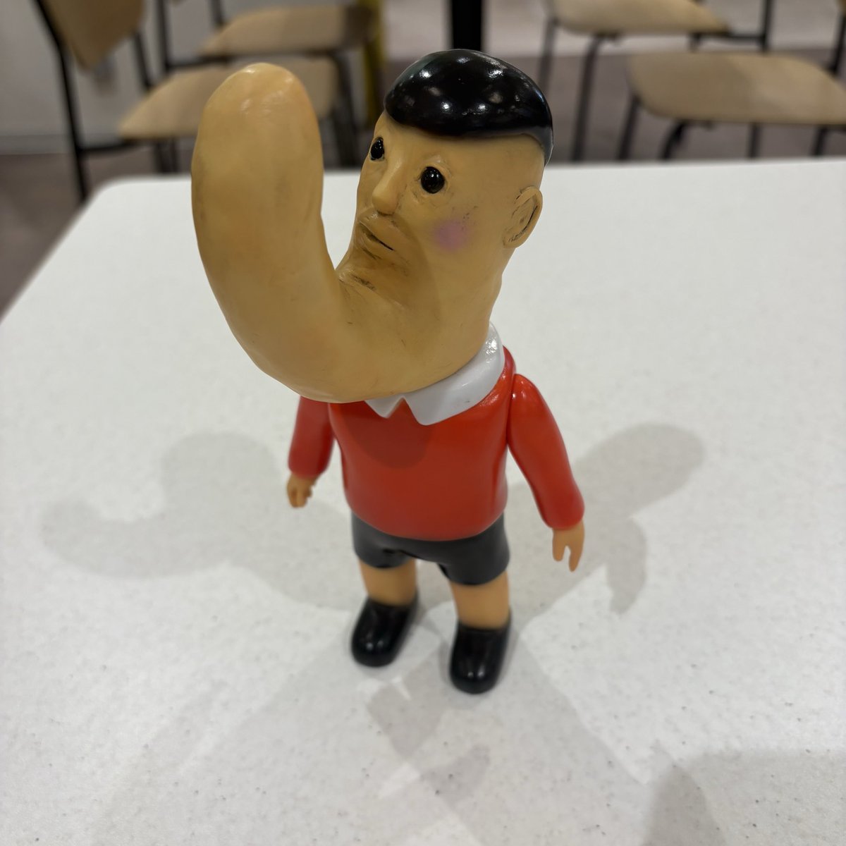 『席取り屁々猟』

#暗黒エンターテイメント
#闇玩具を置けばそこはもう異世界