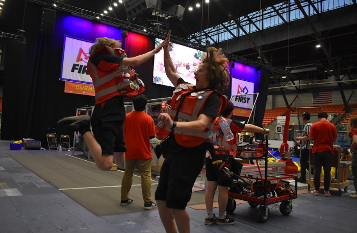 RedStorm509's tweet photo. Good morning! It is day three of NE DCMP and Red Storm is ready to go! We ended qualifying in 31st place. DCMP has had many highlights which include Leslie’s Youth Leadership interview, the Technonuts nuttiest team award (Thank you!), and lots of card trading! https://t.co/YND5urs4I4