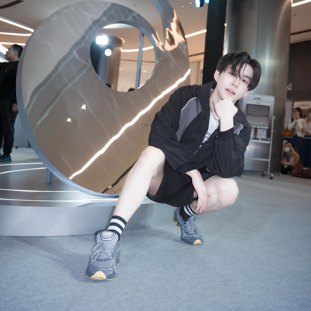 BBVERs_WORLD's tweet photo. 🌻 IG BBVERPJ POST UPDATE 🌻
Cr.IG :. nongya_makeup
🗓️: 18.04.26
MUA & HAIR @.bbverpj
#ASICSSportStyleTH
#asicssportstylepopup
Special thx : @.up_savit @.bee_emily @.mashi_dao
Thank : 📸
#น้องย๊ะใสๆแต่แน่นทุกจุด
_______________ ✦ ✧
Bever Patsapon
#bbverpj @bbverpj
#เหล่าซอมบี้ของบีเวอร์
#บอวอย่อมาจากบีเวอร์