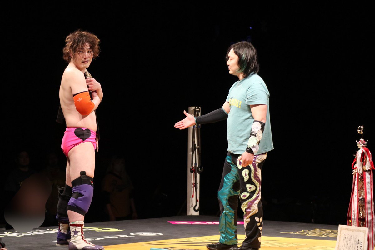 あ tweet media