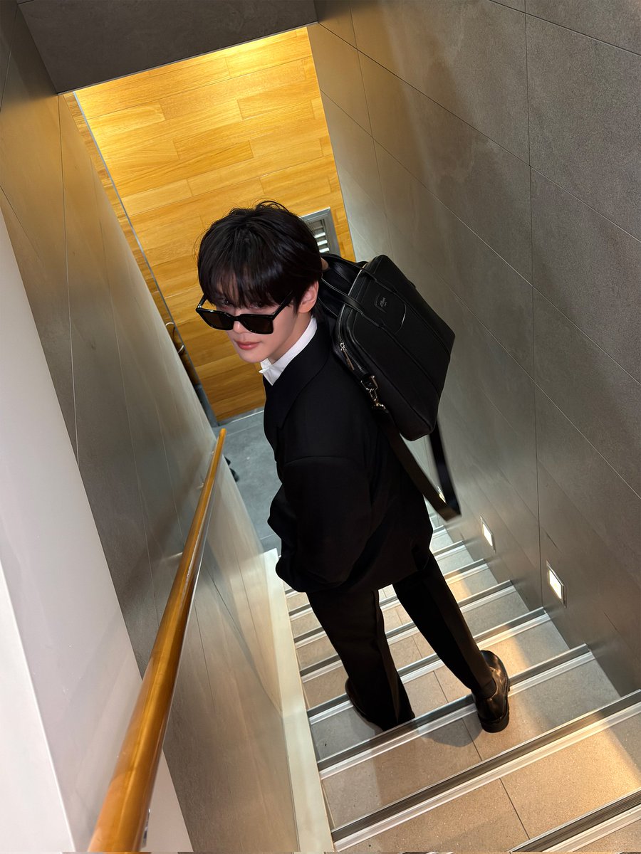 meg ✮⋆˙ to the nine tweet media