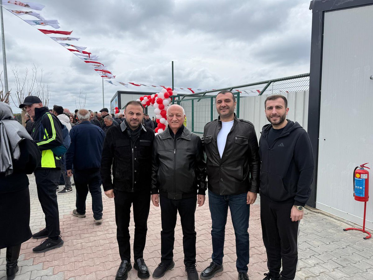 CEKSIAD's tweet photo. ÇEKSIAD olarak, Çekmeköy Belediyesi’nin sokak hayvanlarının daha sağlıklı ve güvenli bir ortamda yaşamlarını sürdürebilmeleri amacıyla hayata geçirdiği Doğal Yaşam Alanı’nın açılış ziyaretini gerçekleştirdik.

#Çeksiad #DoğalYaşamAlanı #ÇekmeköyBelediyesi https://t.co/G56KnwTx05