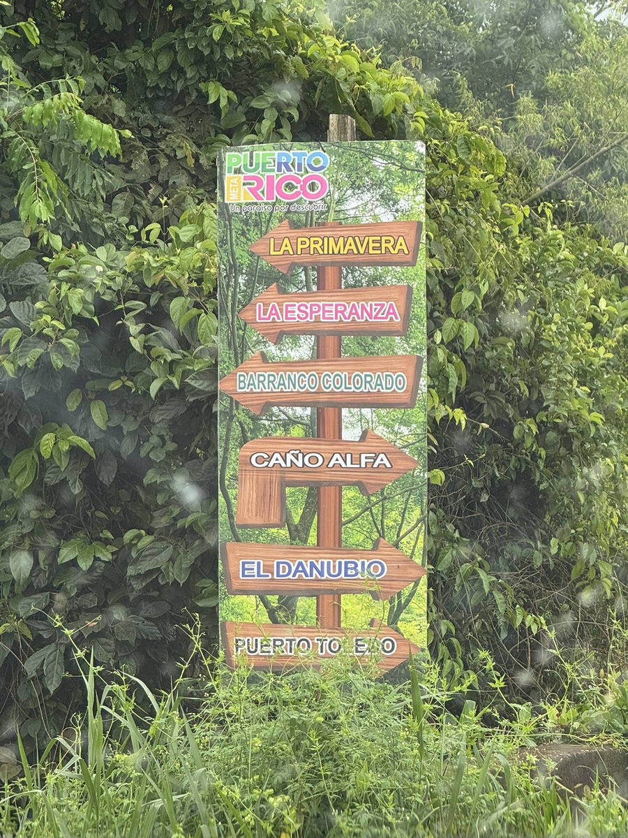 visomutop's tweet photo. Veredas que conforman la Zona de Reserva Campesina que lidera la asociación campesina AgroCafre se reúnen con funcionarios de la subdireccion de tierras de la @AgenciaTierras para avanzar en ajustes a su propuesta de Plan de Desarrollo Sostenible. @PnudColombia @ONUHumanRights https://t.co/QjOKO0BQLa