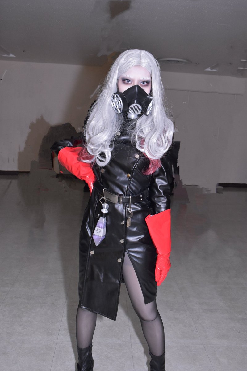 - ̗̀⚠︎ ̖́- cosplay
 ︎︎

第五人格 ／ IdentityV
心理学者 エダ・メスマー
 ︎︎
-

愛とは束縛であり、救いでもある。

-
 ︎︎

📸⇒ くもよむなさん( <a href="/km_0467/">くもよむな@4/25,26ニコニコ超会議、5/4例大祭</a> )