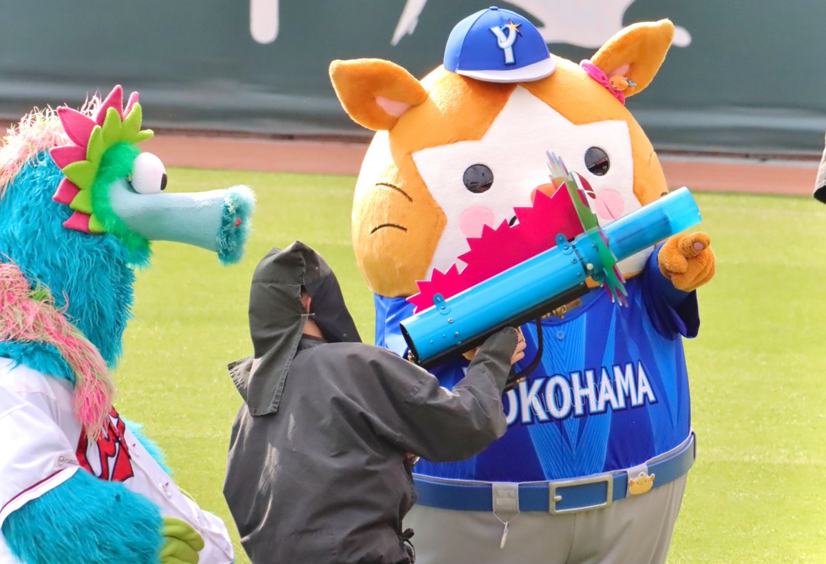 𝕄𝕚𝕞𝕚 tweet media