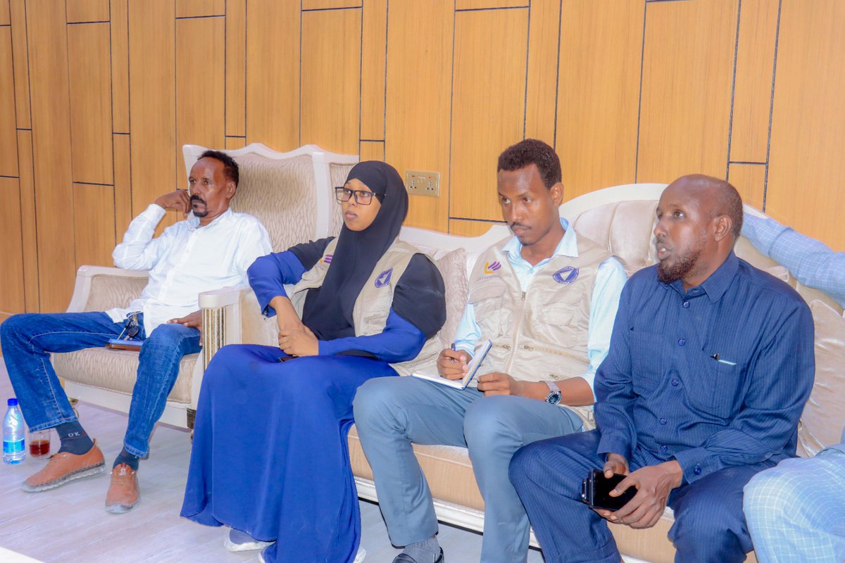 SohdaSomalia's tweet photo. 🚨 Drought Response Project launched in Gubadley, Banaadir by LM International & SOHDA Somalia.
Food & nutrition support for drought-affected women and children.
📌 Next: registration.
#DroughtResponse #Somalia #FoodSecurity https://t.co/ai30gD0zRG