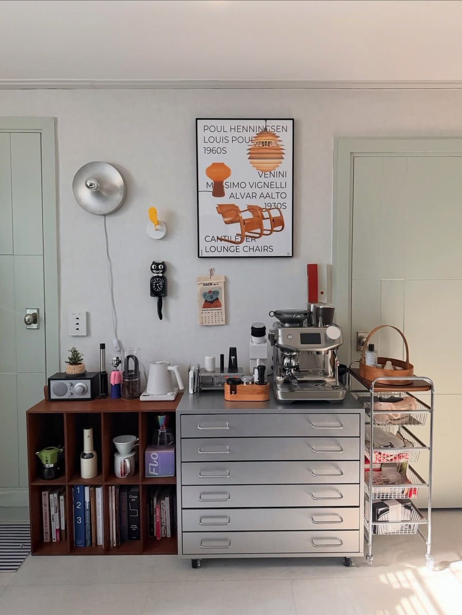 homeyzash's tweet photo. Taking a look at all the cozy coffee corners at home today ☕️✨
Show me yours if you’ve got one! https://t.co/HuS8IN0ztF