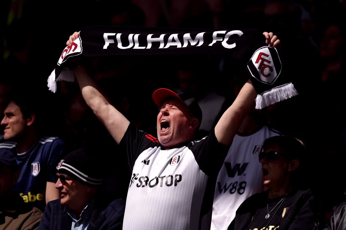 Premier League tweet media