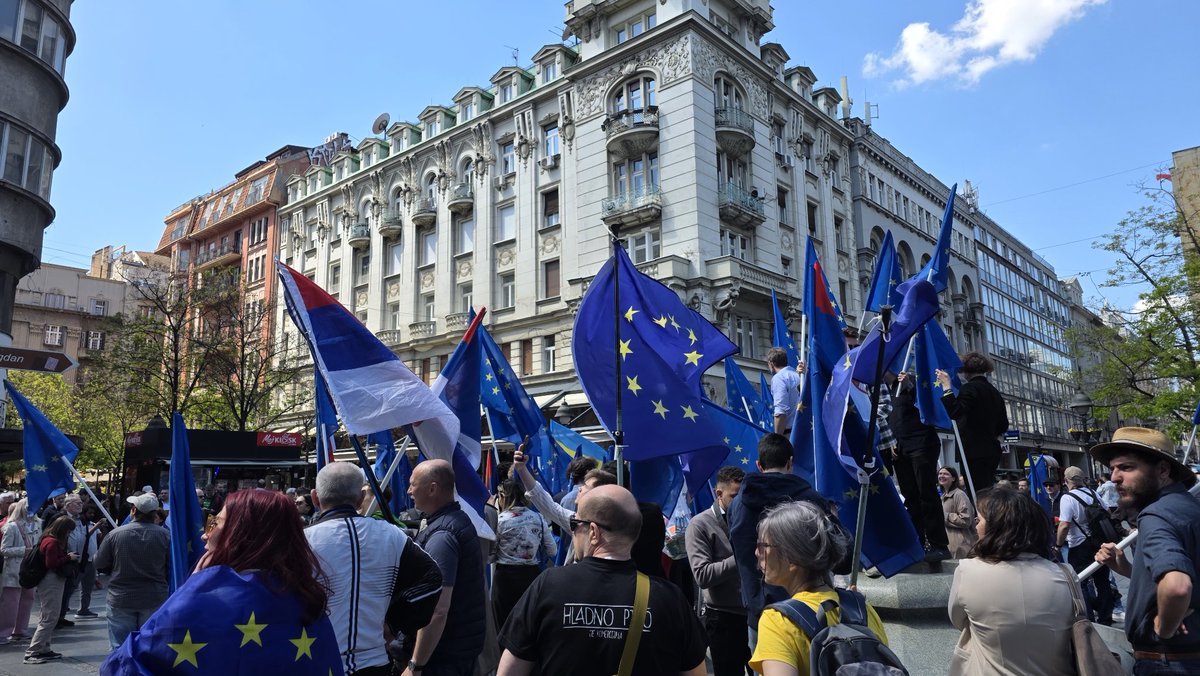 nemiposmatrač 🇷🇸🇪🇺 tweet media