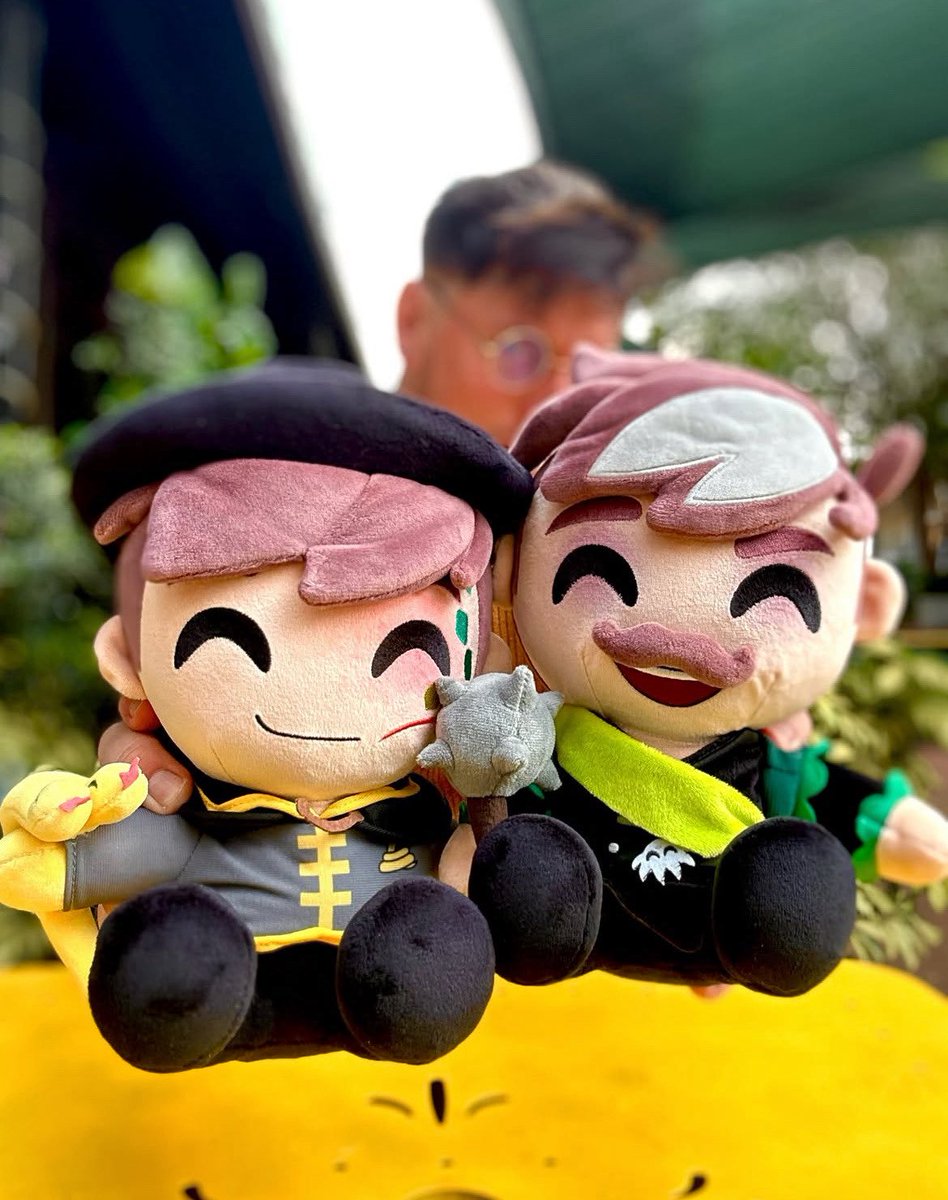 Daily Dark Sides 💜💛💚(🧡) tweet media