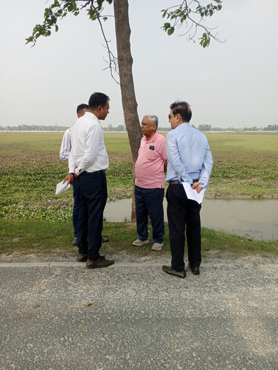 BIADAbihar's tweet photo. BIADA Facilitating Ease of Doing Business for Investors with Prompt Support & Seamless Coordination

Shri Hemant Bangur, Executive Chairman of Gloster Limited, visited IA Supaul to explore investment opportunities worth ₹2000 crore in the jute and textile sector.

This visit reflects Bihar’s growing investor confidence, paving the way for jobs and industrial growth.

#BiharHaiTaiyar
🚨 उद्योग और रोजगार के क्षेत्र में आगे बढ़ता बिहार!
#BuildAndBelieveInBihar

@PMOIndia @PiyushGoyal @CimGOI @GovernorBihar @samrat4bjp @DilipJaiswalBJP @kundan_ias @bihar_rc @PTI_News @ddnewsBihar @PIB_India @DoC_GoI @investindia @BiharIndustries  @IndustriesBihar  @ficci_india @bimcgl @BSPCBOfficial @idabihar @IPRDBihar @dm_supaul