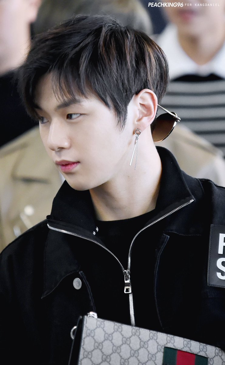 คัj ซojอู 강성우 🩷😗🩶 tweet media