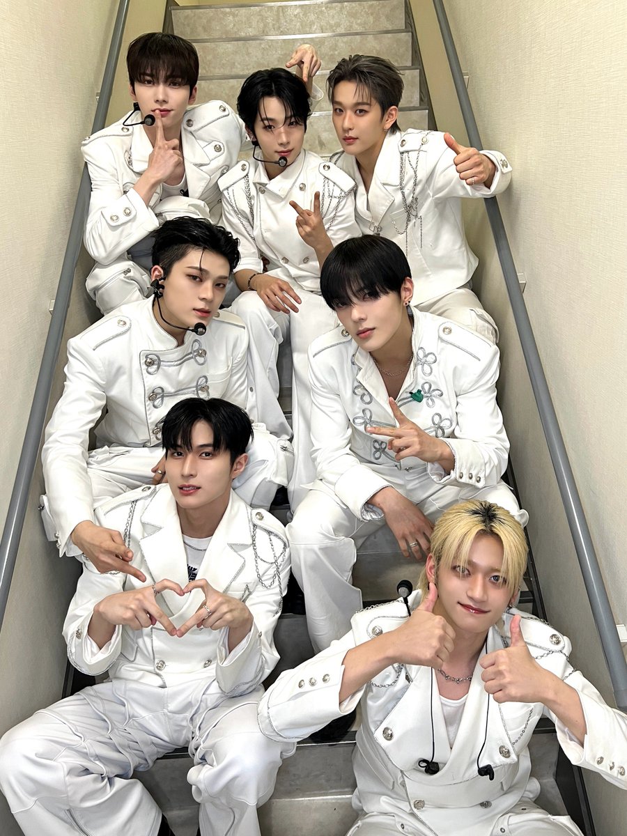 WHIB(휘브) tweet media