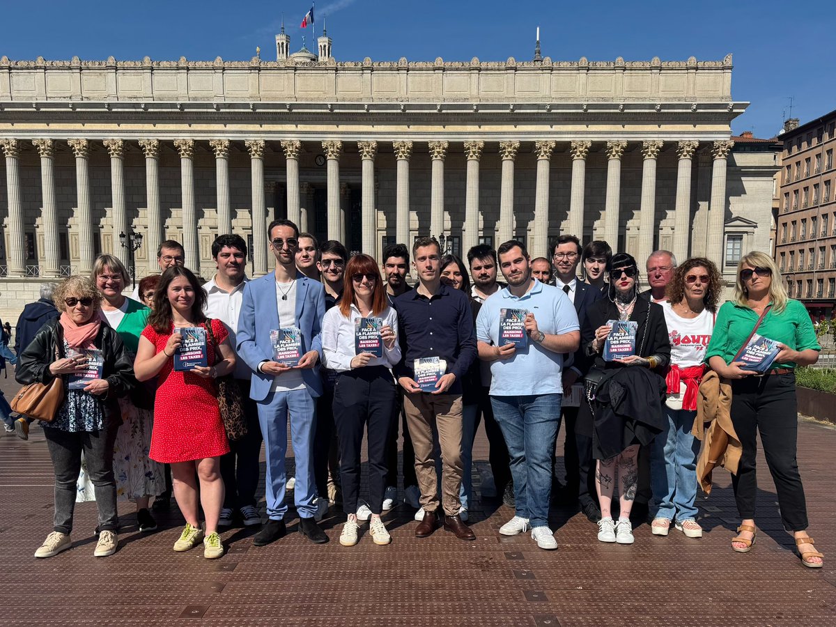Weekend de mobilisation nationale pour la fédération du Rhône du <a href="/RNational_off/">Rassemblement National</a>. 
Face à la flambée des prix, baissons les taxes ! ⛽️💶