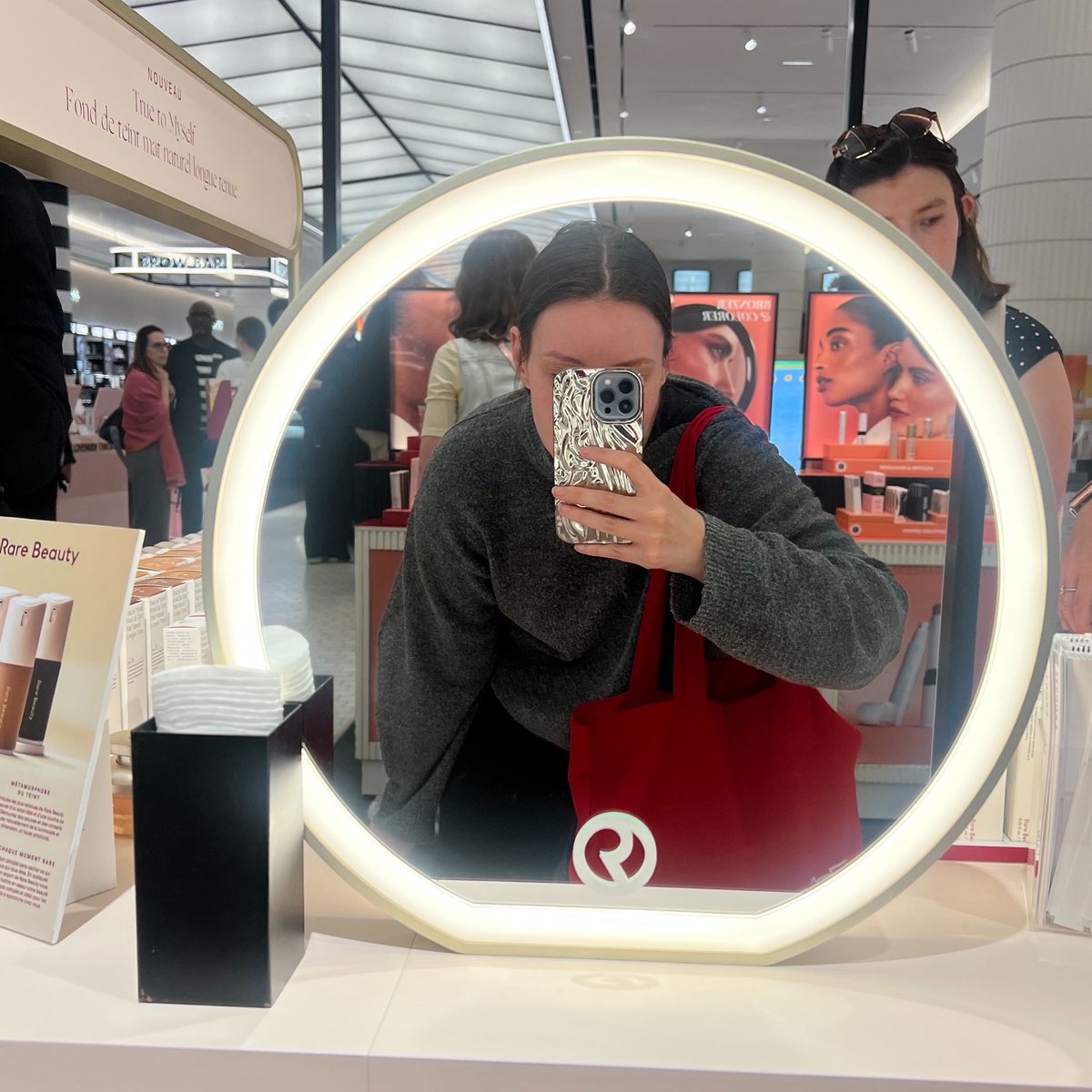 It’s a good day to be a <a href="/selenagomez/">Selena Gomez</a> stan 💧🩵 <a href="/SelenaFanClub/">Official Selenators</a> <a href="/rarebeauty/">Rare Beauty</a> #rsd