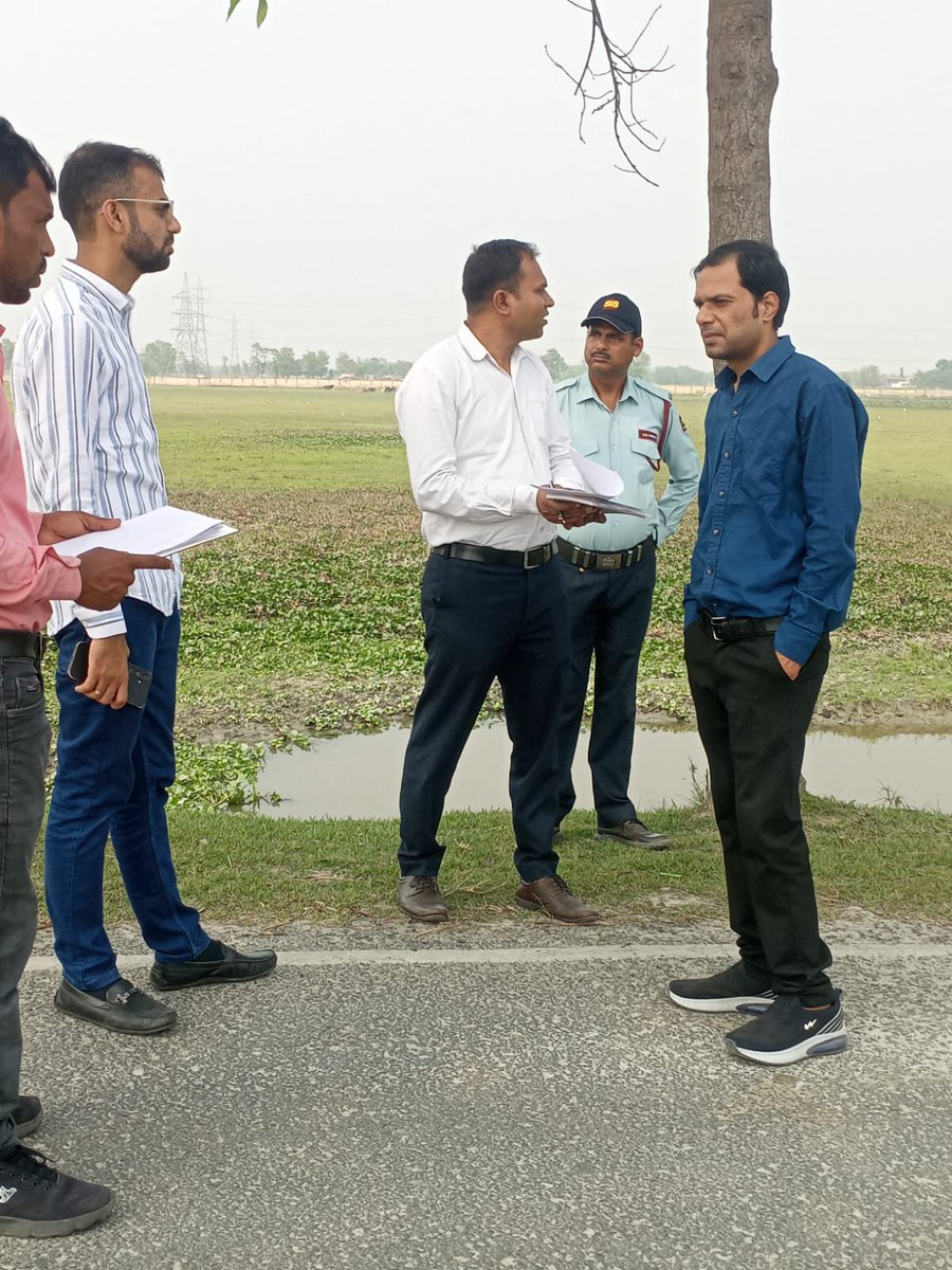 BIADAbihar's tweet photo. BIADA Facilitating Ease of Doing Business for Investors with Prompt Support & Seamless Coordination

Shri Hemant Bangur, Executive Chairman of Gloster Limited, visited IA Supaul to explore investment opportunities worth ₹2000 crore in the jute and textile sector.

This visit reflects Bihar’s growing investor confidence, paving the way for jobs and industrial growth.

#BiharHaiTaiyar
🚨 उद्योग और रोजगार के क्षेत्र में आगे बढ़ता बिहार!
#BuildAndBelieveInBihar

@PMOIndia @PiyushGoyal @CimGOI @GovernorBihar @samrat4bjp @DilipJaiswalBJP @kundan_ias @bihar_rc @PTI_News @ddnewsBihar @PIB_India @DoC_GoI @investindia @BiharIndustries  @IndustriesBihar  @ficci_india @bimcgl @BSPCBOfficial @idabihar @IPRDBihar @dm_supaul