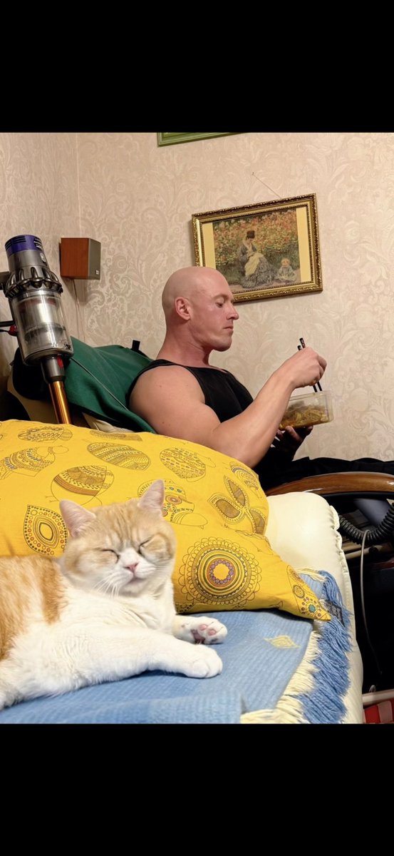 悪役レスラーの日常 tweet media