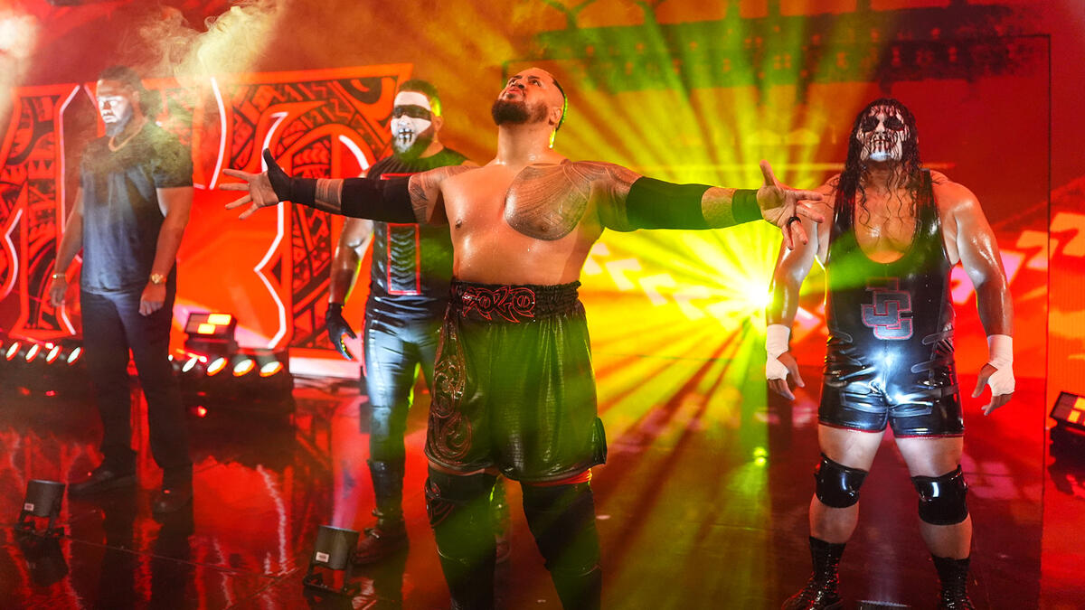 skcbloodline's tweet image. #MFT #WWERaw