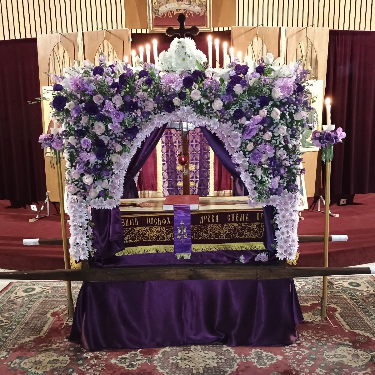 gsorthodox's tweet photo. Another photo of the beautiful Epitaphion decorated by some of our lovely ladies at the Good Shepherd Orthodox Church for Holy Friday last week. ☦️ https://t.co/YtNC87YsYB