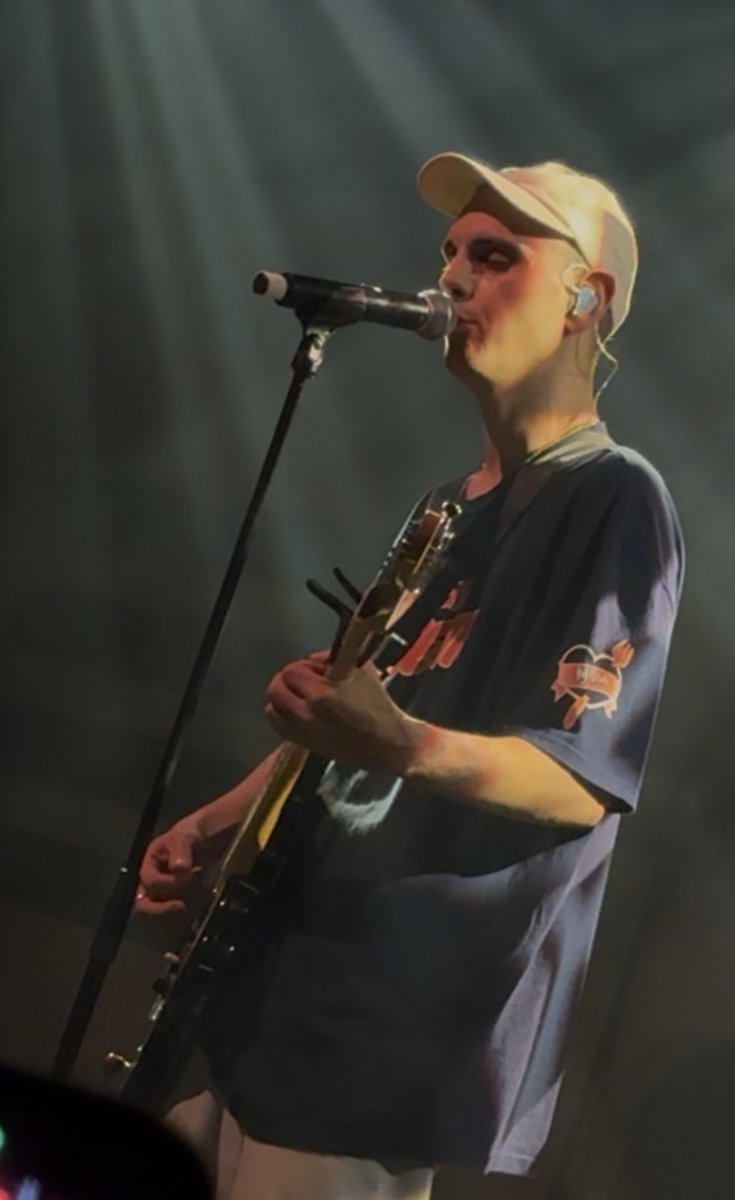 fu9umo22's tweet image. ２夜連続LANDMVRKS 🇫🇷🌊観てきた！
まじ最高に良かった！
#LANDMVRKS #darkhorses  #duo