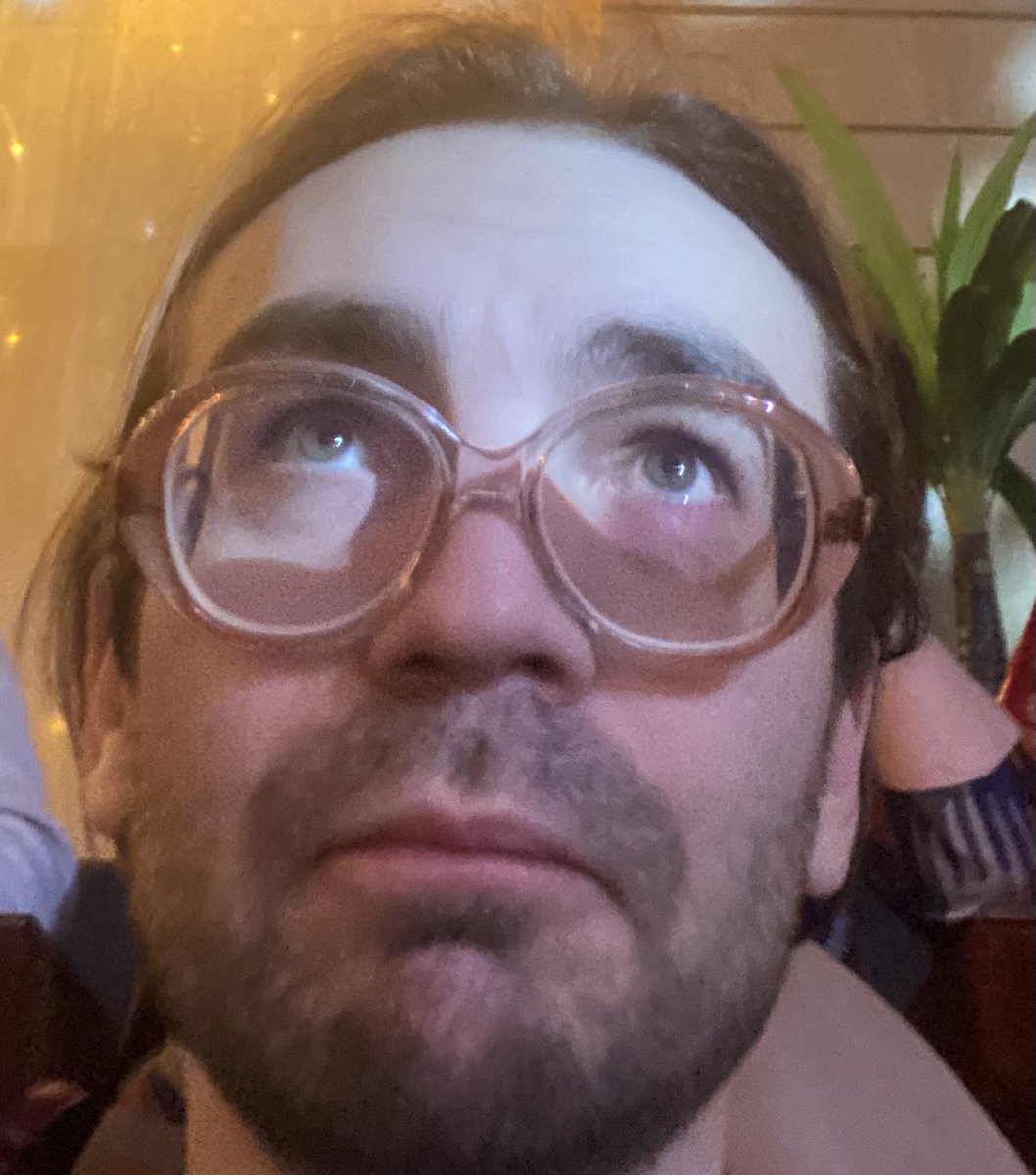 Тони Продюсер tweet media