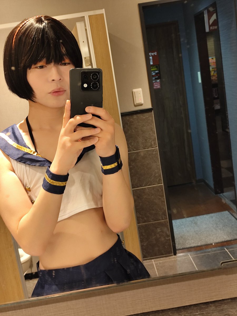 れんこ tweet media