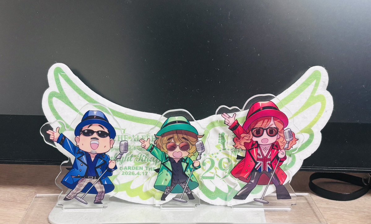 羽の可愛い飾り方♡

※羽はいただきものです♡