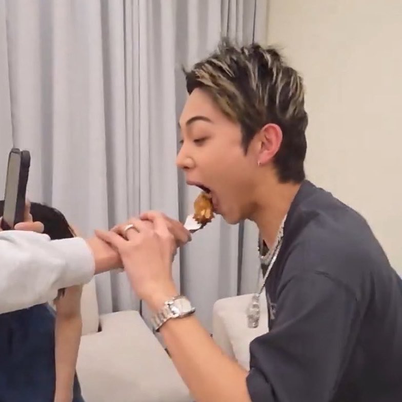 bentar lagi juga kena review chef vindy ini