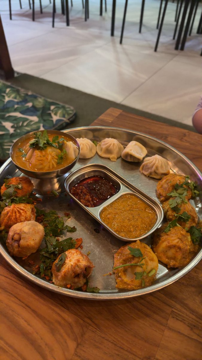 miyana 🎭 tweet media