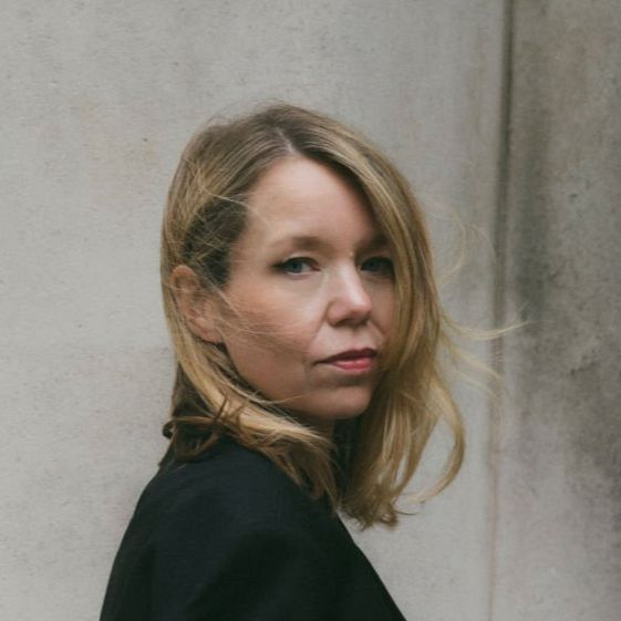PreviouslyFilmx's tweet photo. #HeartstopperForever 

⚠️ATENCIÓN⚠️

Olivia Colman no retomará su papel como Sarah Nelson en la película de #Heartstopper.

Anna Maxwell Martin reemplazará a Colman como la madre de Nick. https://t.co/pppyPfQ88U