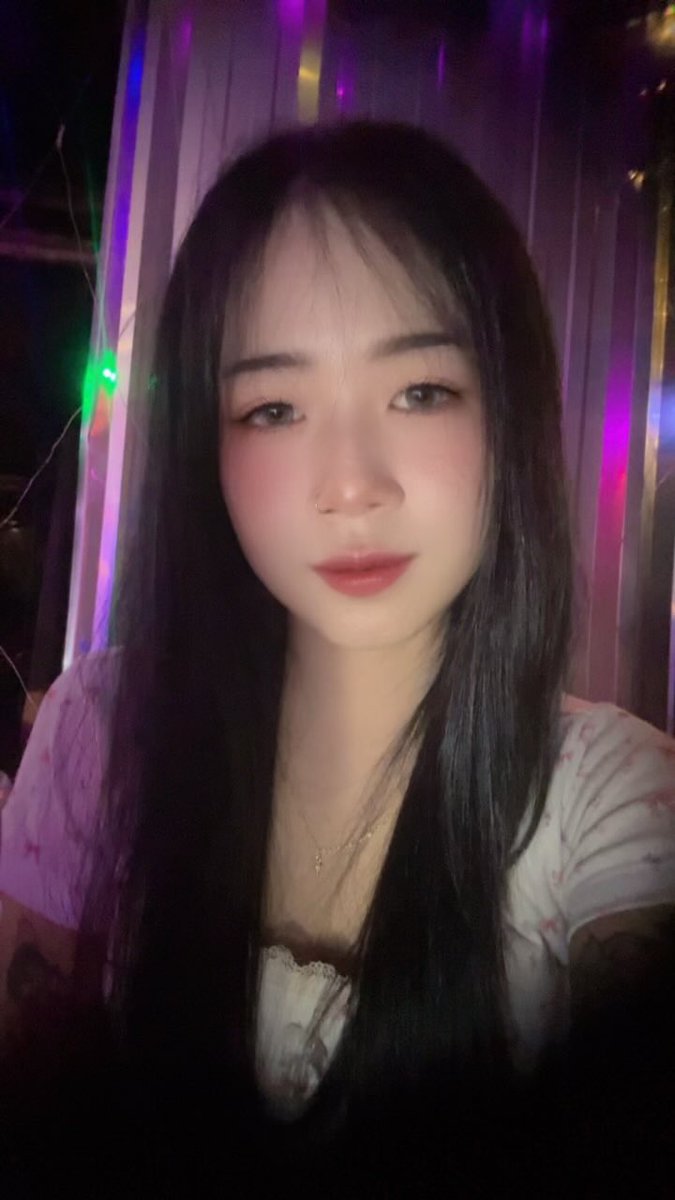 นา‘เดีย tweet media