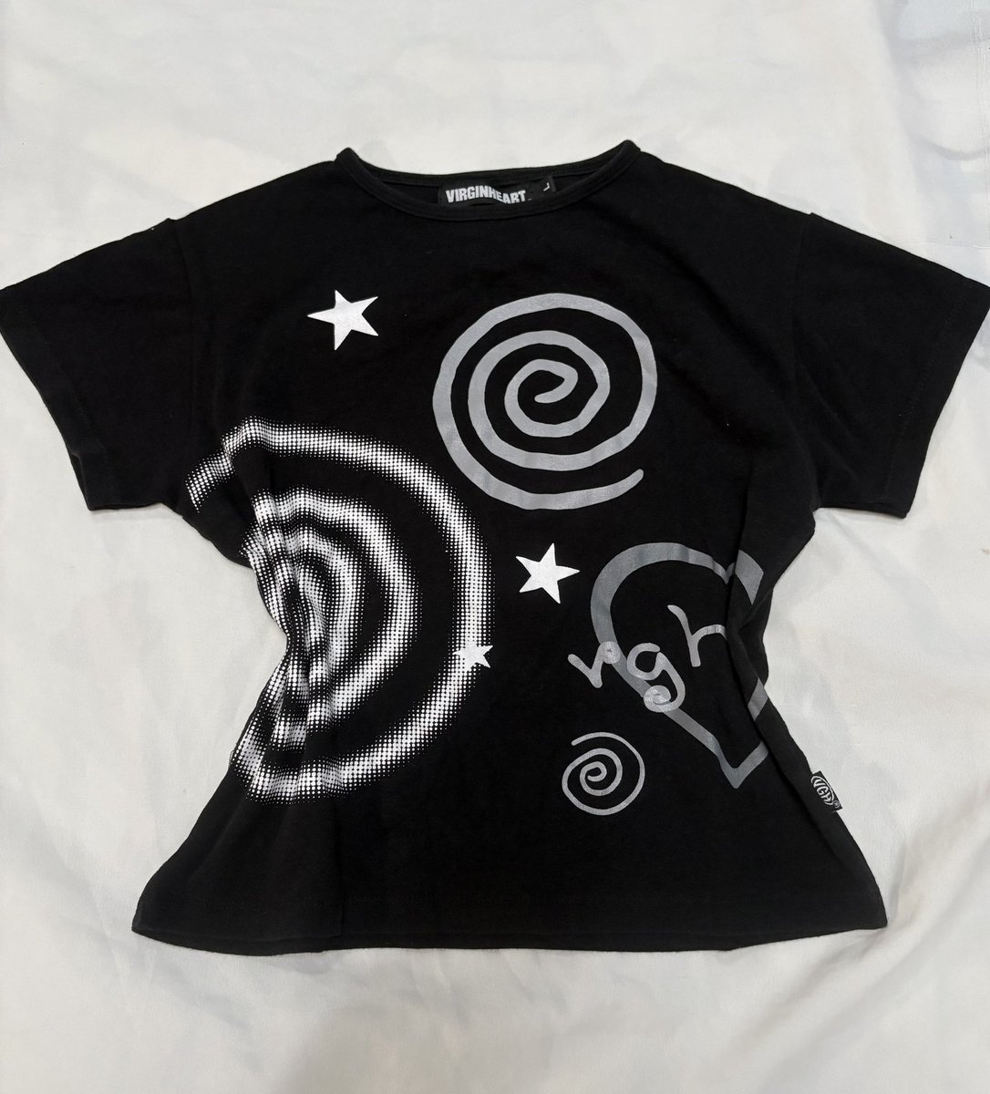 applepaperr ໒꒰ྀི -᷅ ⤙ -᷄ ꒱ྀི১ | F เสื้อทักเดม tweet media