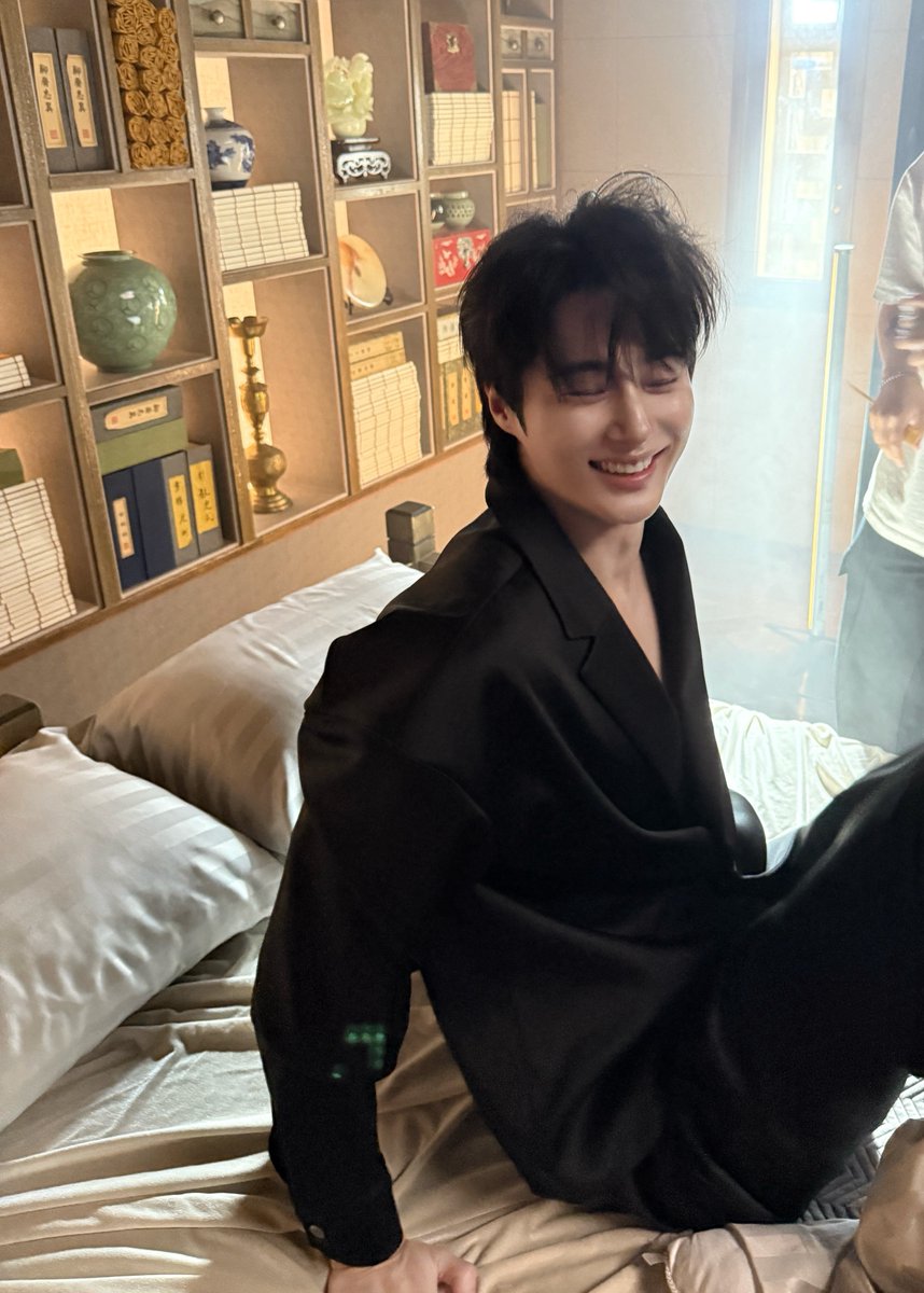 260418 #ByeonWooseok weverse update 💙💙