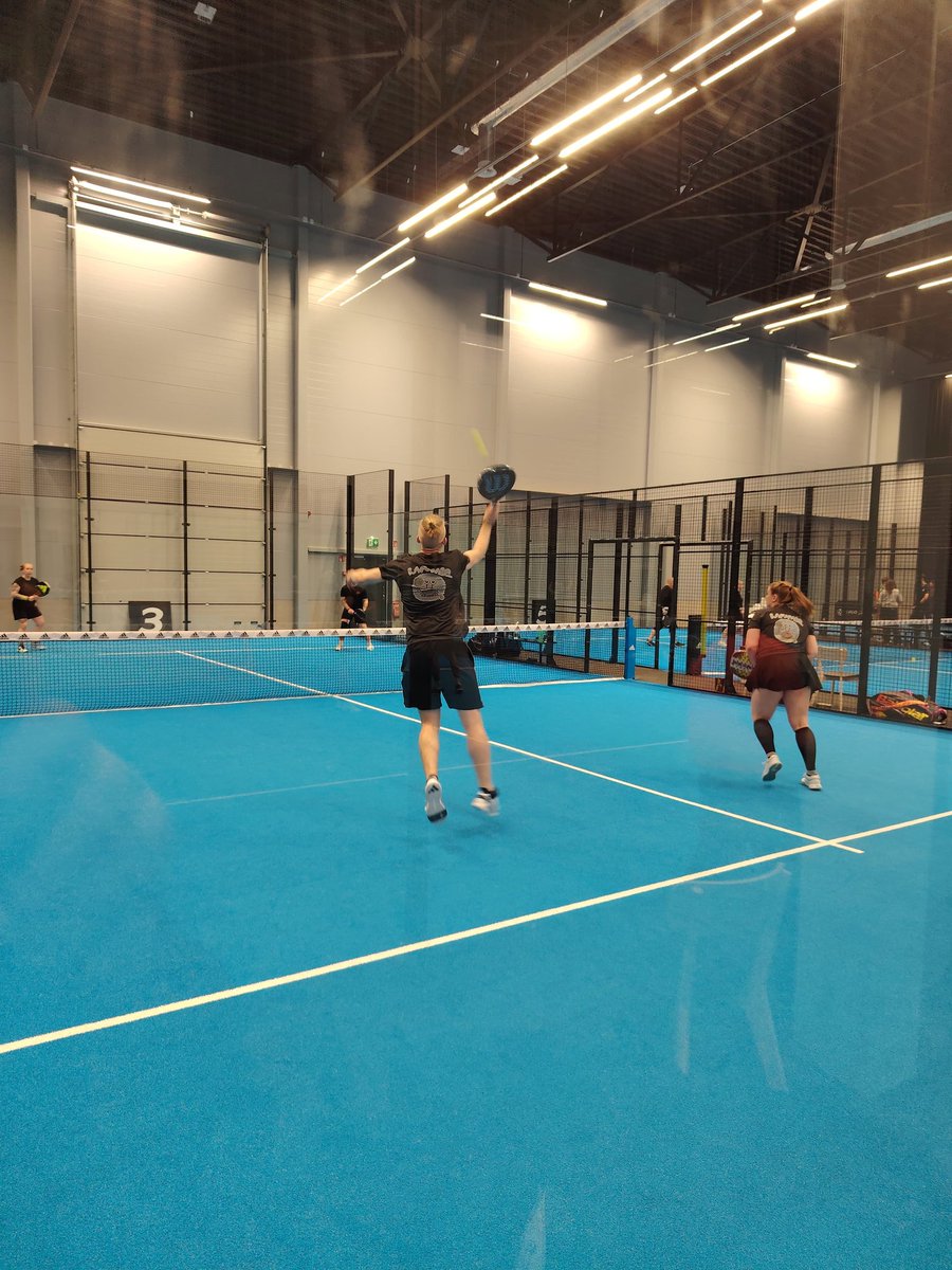 Kenttä 3 Jolene 🔴

Jolene on karaokebaari aivan Porin ytimessä. 🎶🎵

Karaokea aamusta iltaan! 🎤