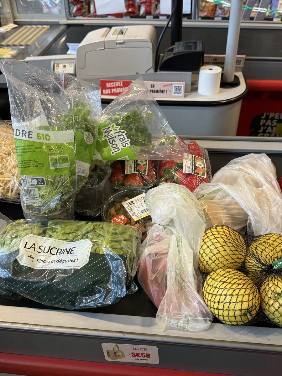 小林伝威 tweet media