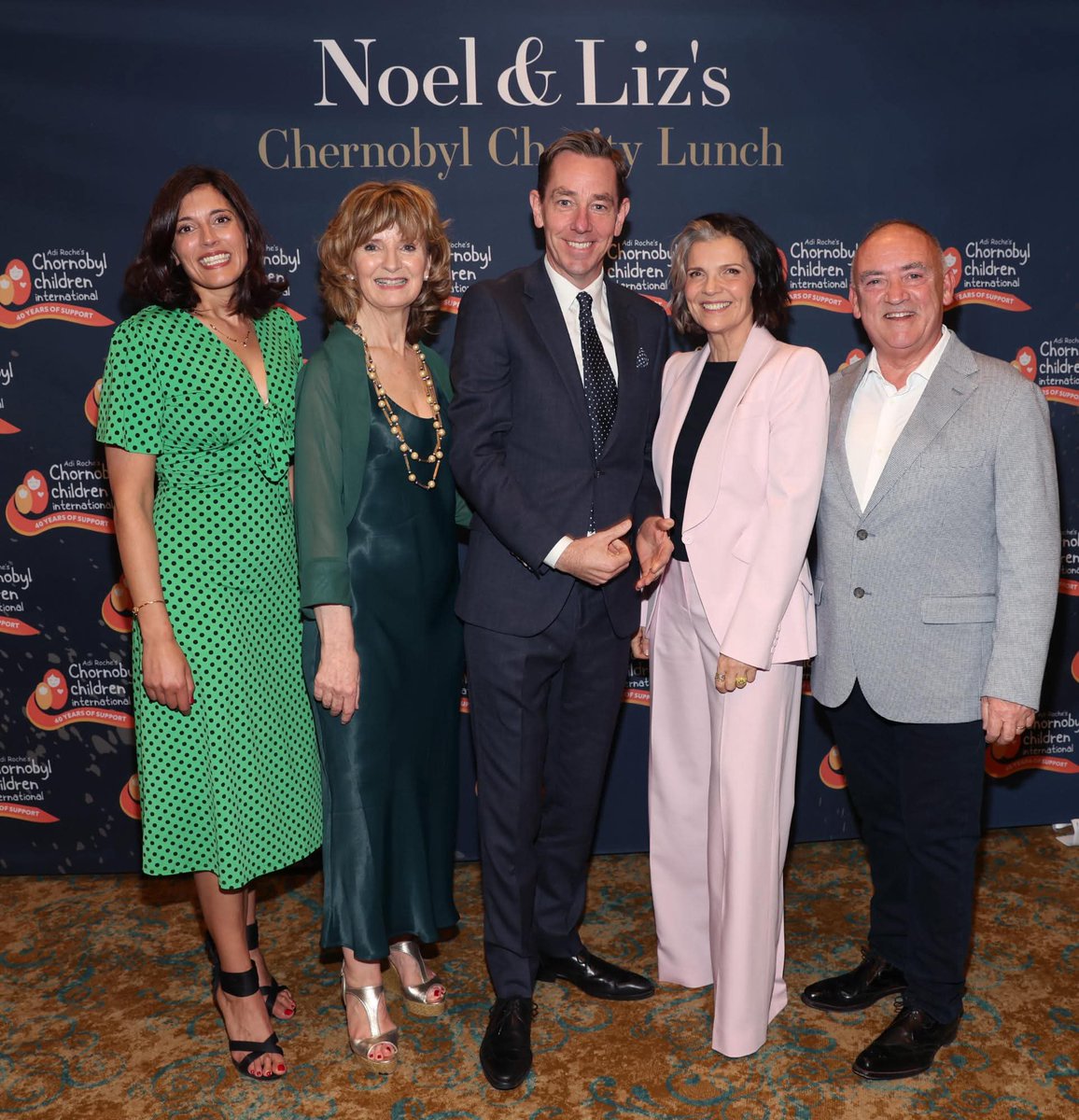 febottini's tweet photo. Stars of Irish television, radio, and social media turned out to support Adi Roche and her charity Chernobyl Children’s International at a lunch at the Intercontinental Hotel in Dublin this afternoon (Friday).

#AliHewson 

Photos: Brian McEvoy https://t.co/pQw9SbjuZg