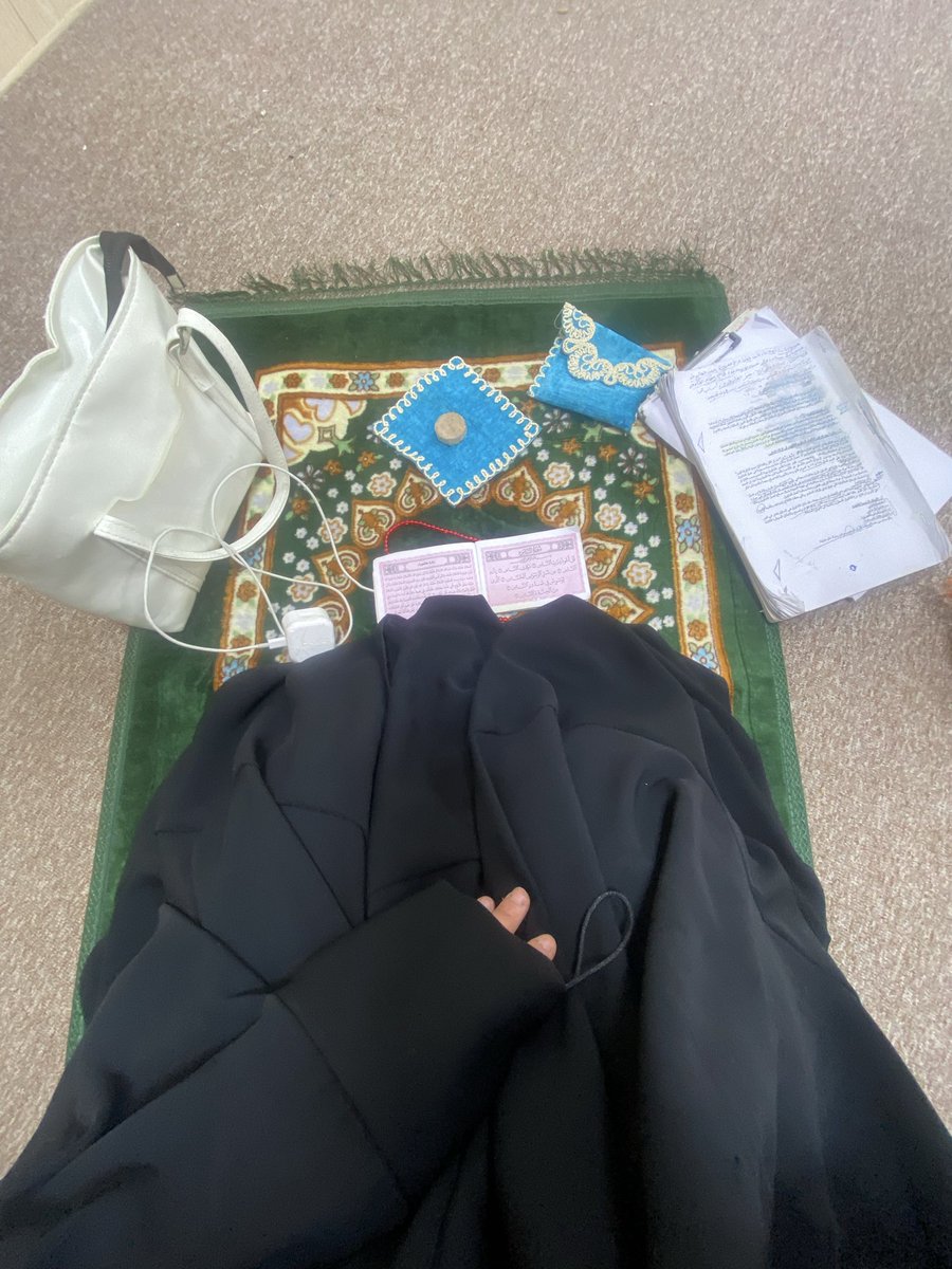 fato200523's tweet photo. "بين مِحراب الصلاةِ وصفحاتِ العلم، نُربي أرواحنا على نهجِ الصدر..
إيمانٌ يشدُّ الأزر، وعلمٌ يبني الوطن. 🕊️📚"
#النهج_الصدر #العراق #السيد_القائد #محمد_صادق_الصدر https://t.co/tdwvyRHd06
