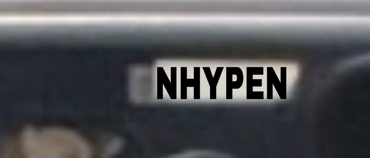 tuntunbunbun's tweet image. Don't tell me it's just a random sticker because of the other selca, I'm telling you IT'S NOT!  I'm clearly seeing (E) and it's not (Evan), It's a long word. see how other 6 fit perfectly here!!
IT. IS. ENHYPEN. #hopecore or idk

HEESEUNG will be back I'm so sure
#ECHOES_Of_sevEN