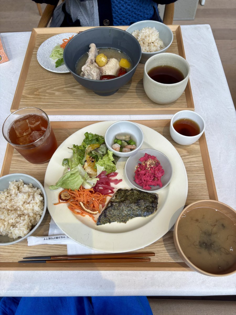 Mg Lightsの踊る女帝 ヨコナ tweet media